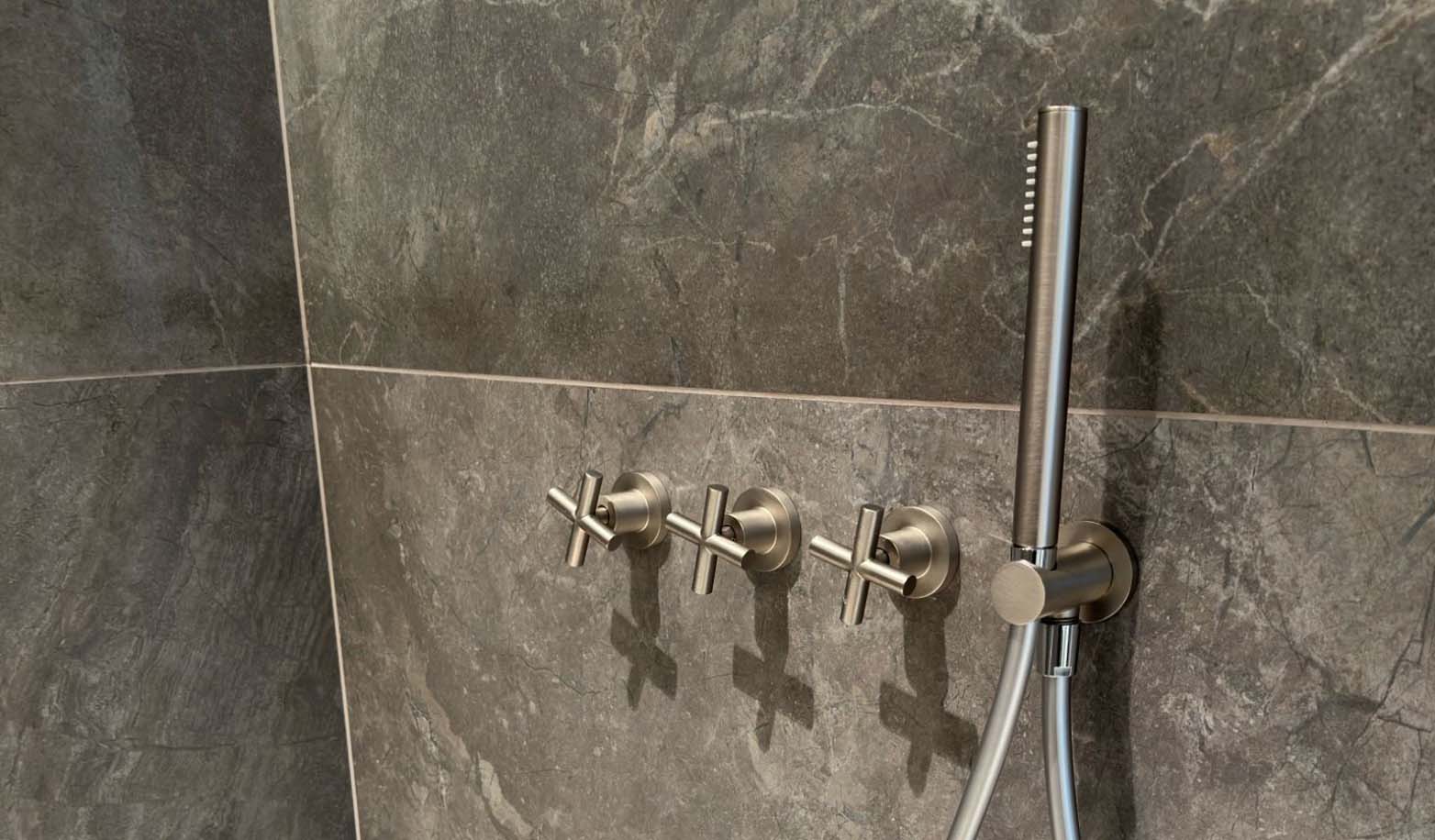 APARTAMENTO PRIVADO - Riga_Giulini_faucets